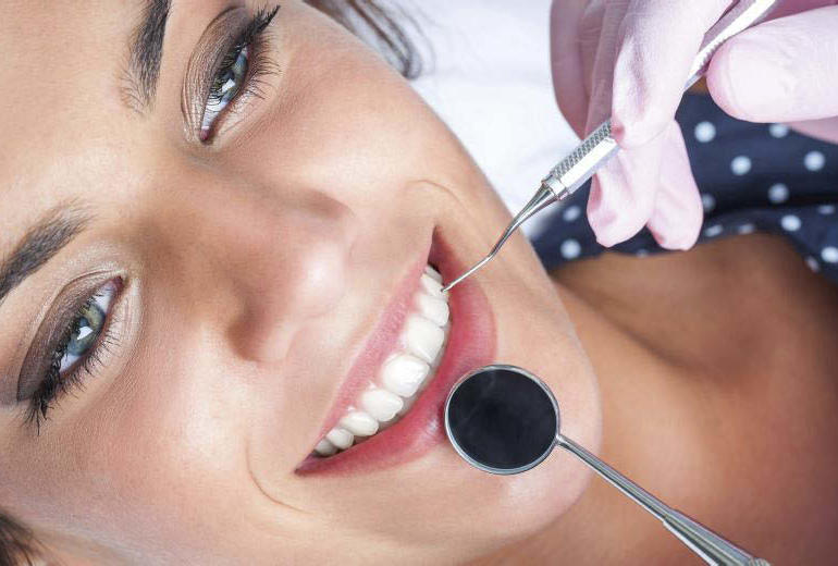 Dieci regole per scegliere il dentista